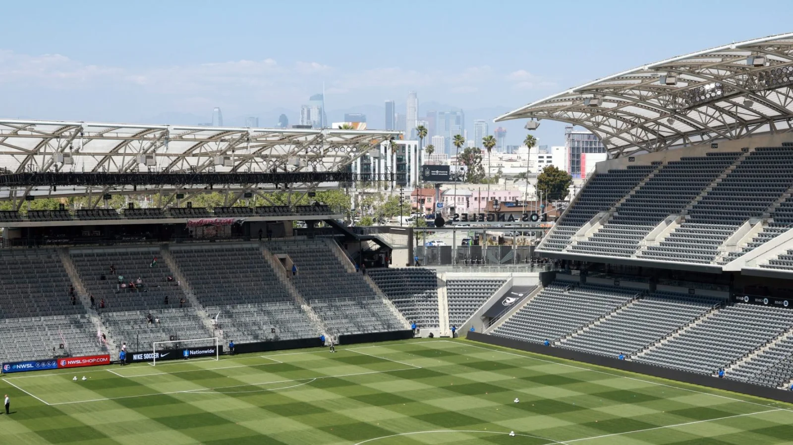 LA28 Ticket Frenzy: Early Drops Bring High Prices and Tech Glitches