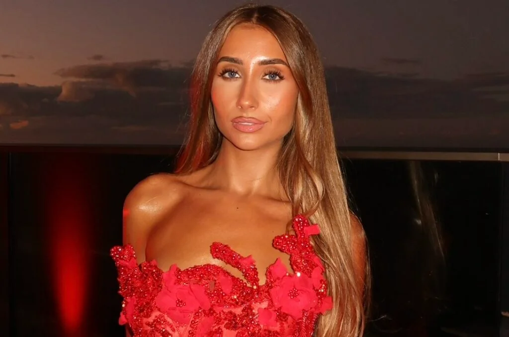 Lily Phillips recounts a terrifying late-night stalker at her door and the safety measures she uses