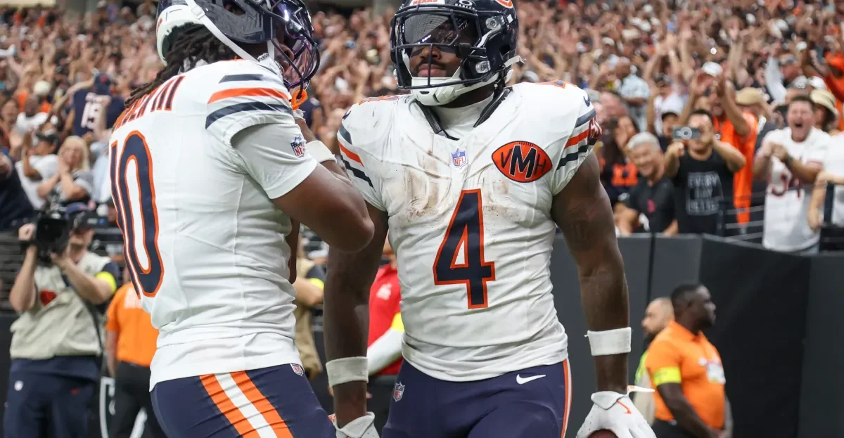 Bears lock Swift into 3-year, $33.75M extension