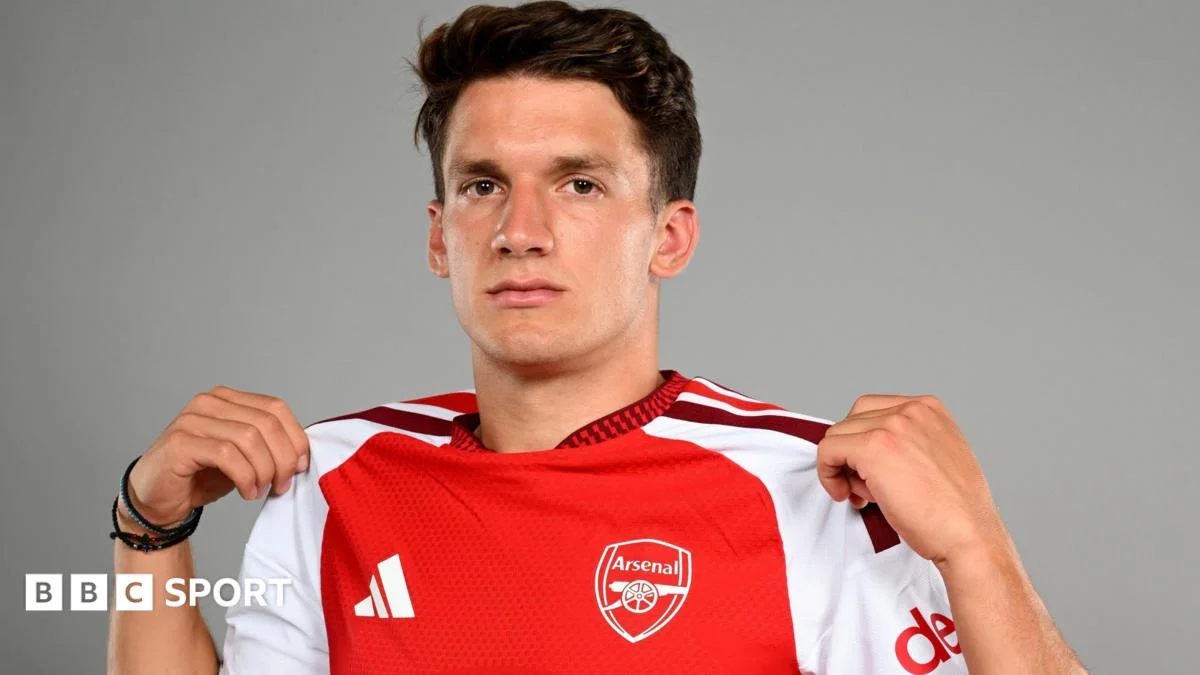 Arsenal land Tzolis from Club Brugge on long-term deal