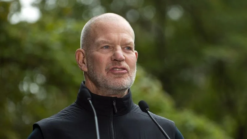 Lululemon settles with founder, adds directors and pledges 18-month non-disparagement