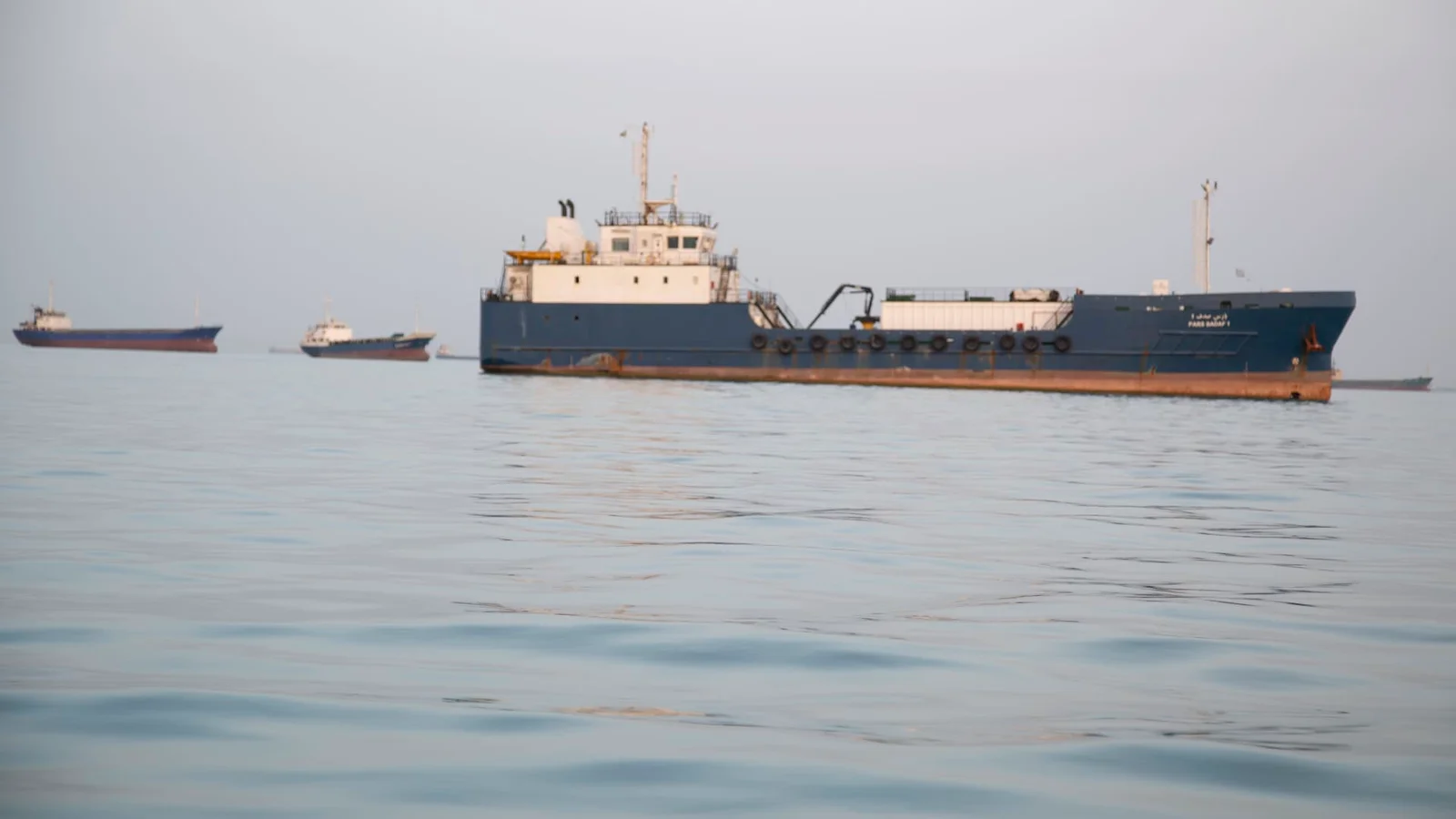 Standoff at Hormuz escalates as U.S. and Iran seize ships amid fragile ceasefire