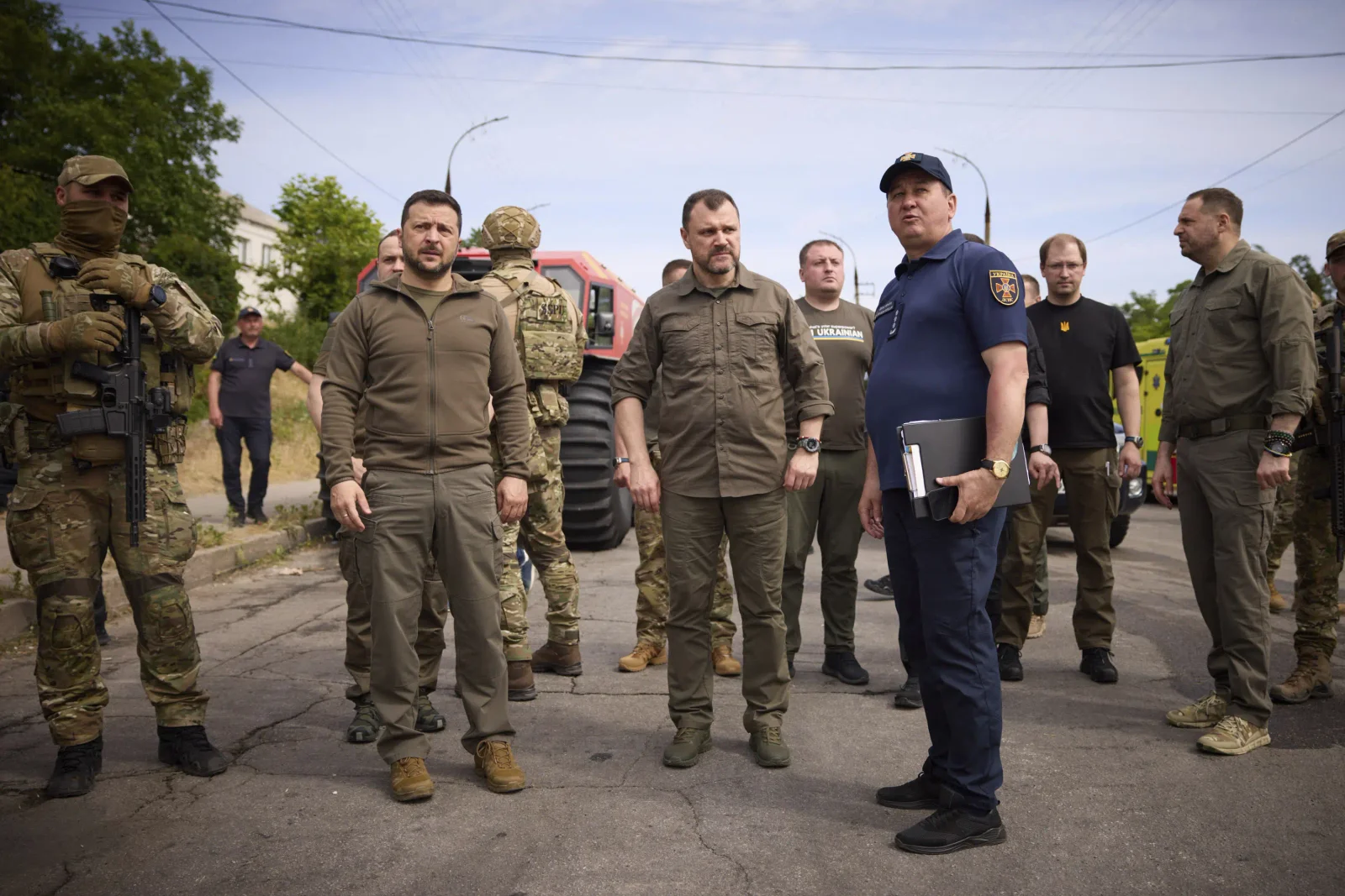 Ukraine dam disaster escalates tensions between Russia and Ukraine.