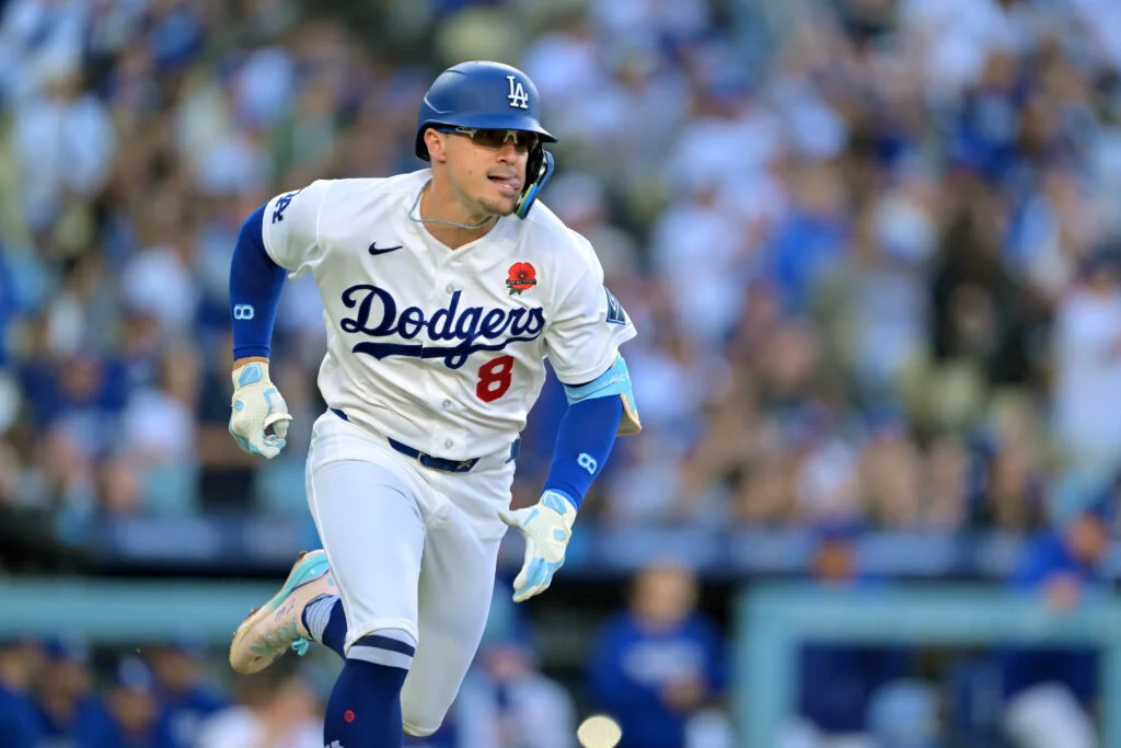 Dodgers' Kiké Hernández sidelined by significant oblique tear