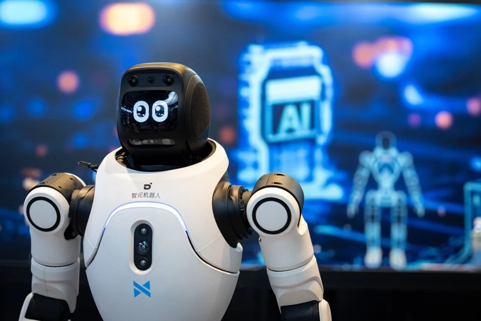 Hong Kong hosts a 100-plus robot tech showcase with boxing and language demos