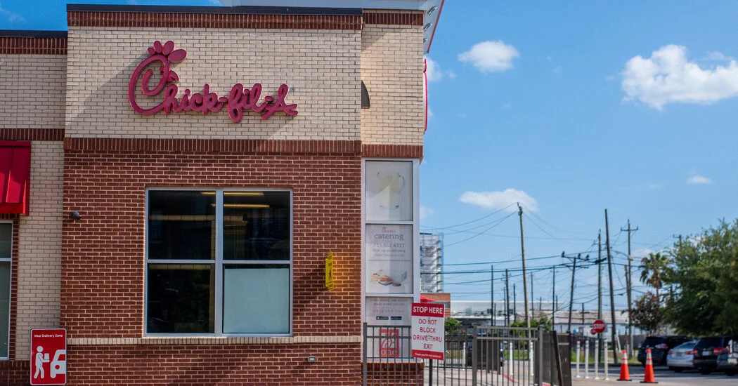 Ex-Chick-fil-A Employee Allegedly Netted $80K in Fake Mac-and-Cheese Refunds