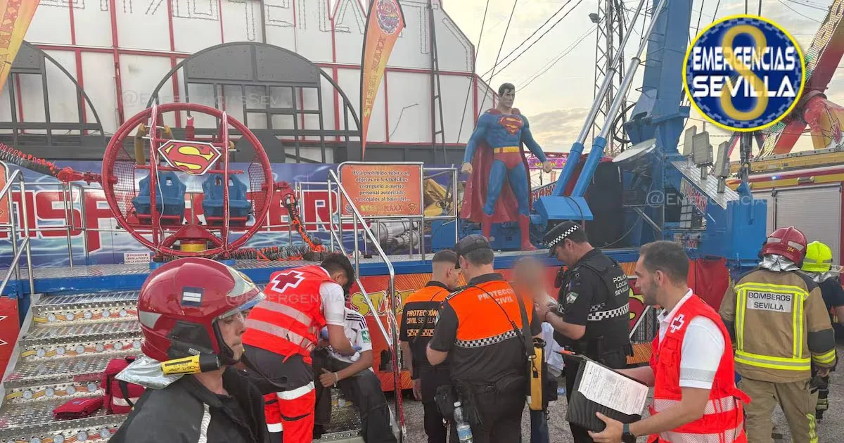 Cable Snap Injures Four on Seville Fair Slingshot Ride