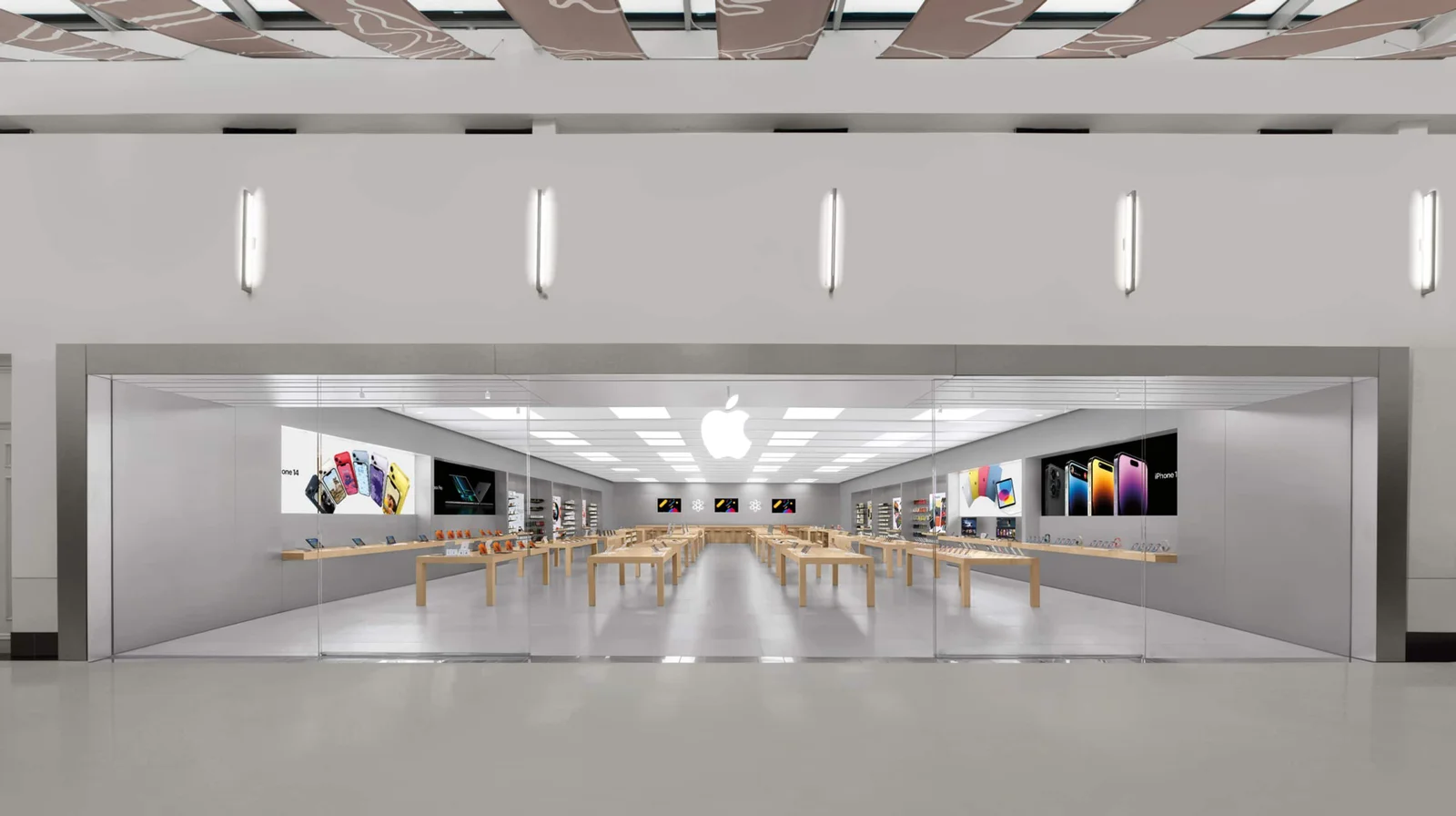 Apple to Close Three U.S. Stores in June Amid Mall Struggles