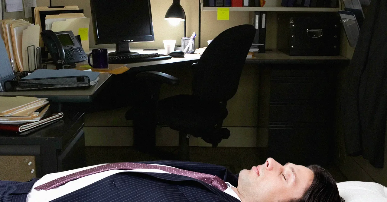 After Hours AI Interviews Reshape How Companies Hire
