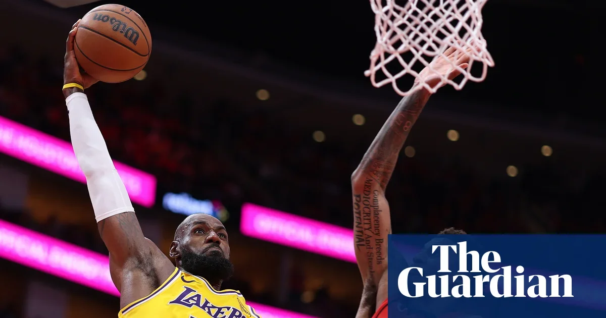 LeBron at 41 Sparks Lakers' unlikely playoff run