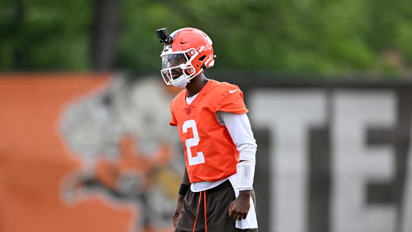 Sanders Shines in Browns’ Preseason Drives Then Interception vs. Bears