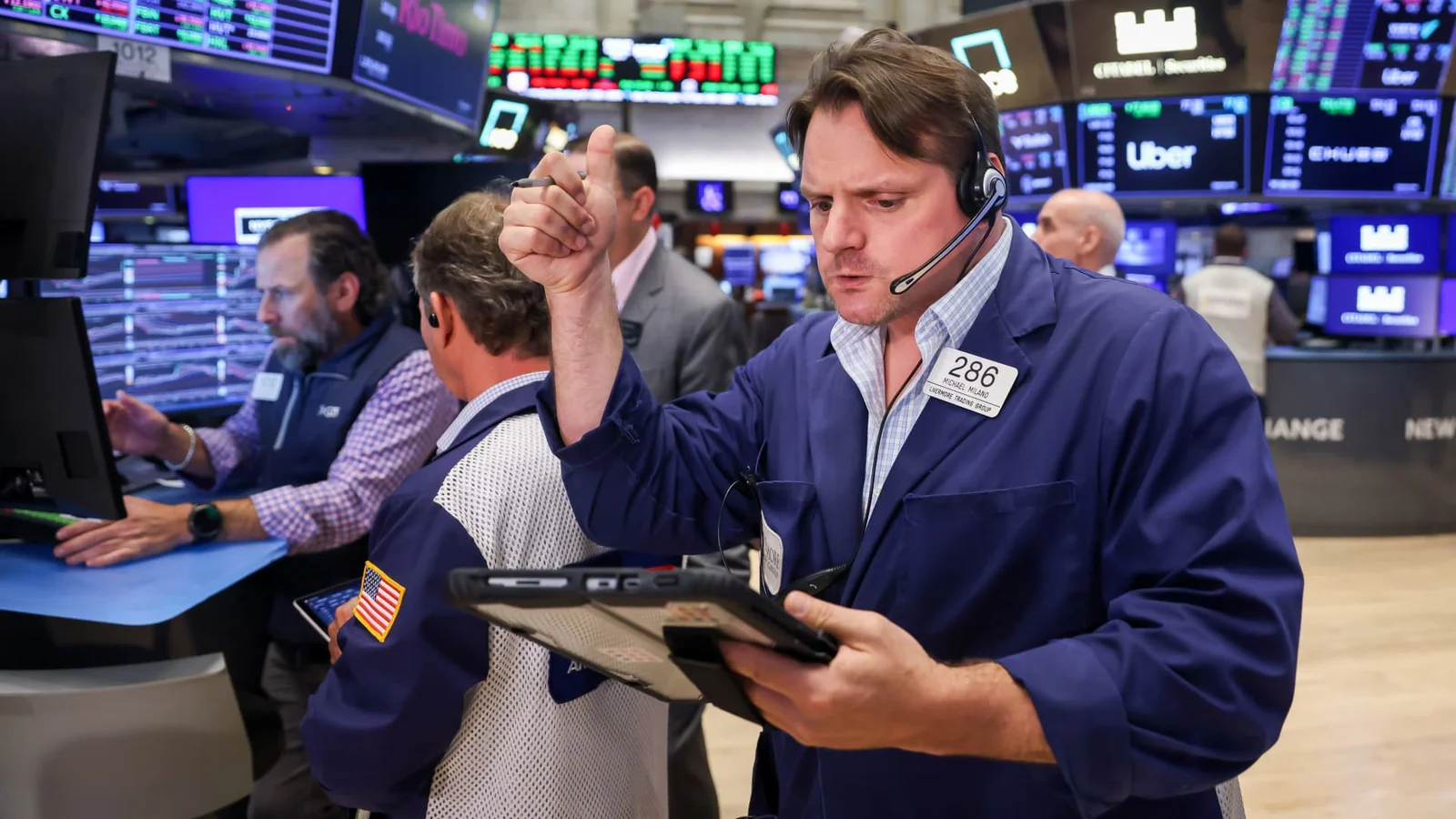 Markets surge to new highs as Iran deal hopes and earnings lift stocks