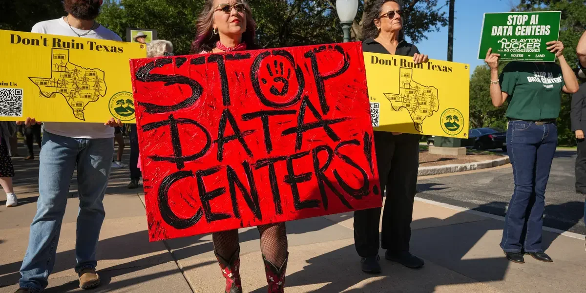 Clemson Study Finds Chinese Bots Barely Reached US Data Center Debate
