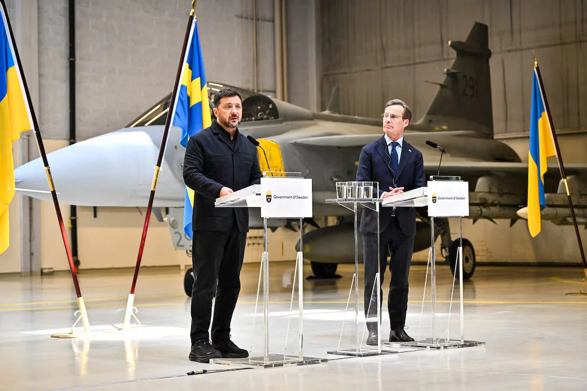 Ukraine to Buy 20 Gripen Fighters as Sweden Donates Older Jets