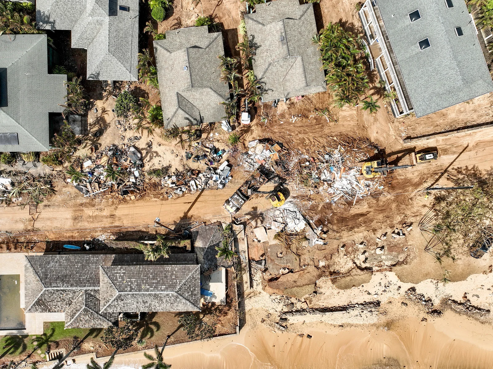 Lowell Echoes Iniki as Kauaʻi Faces Widespread Havoc Across Kauaʻi, Niʻihau and Lanai