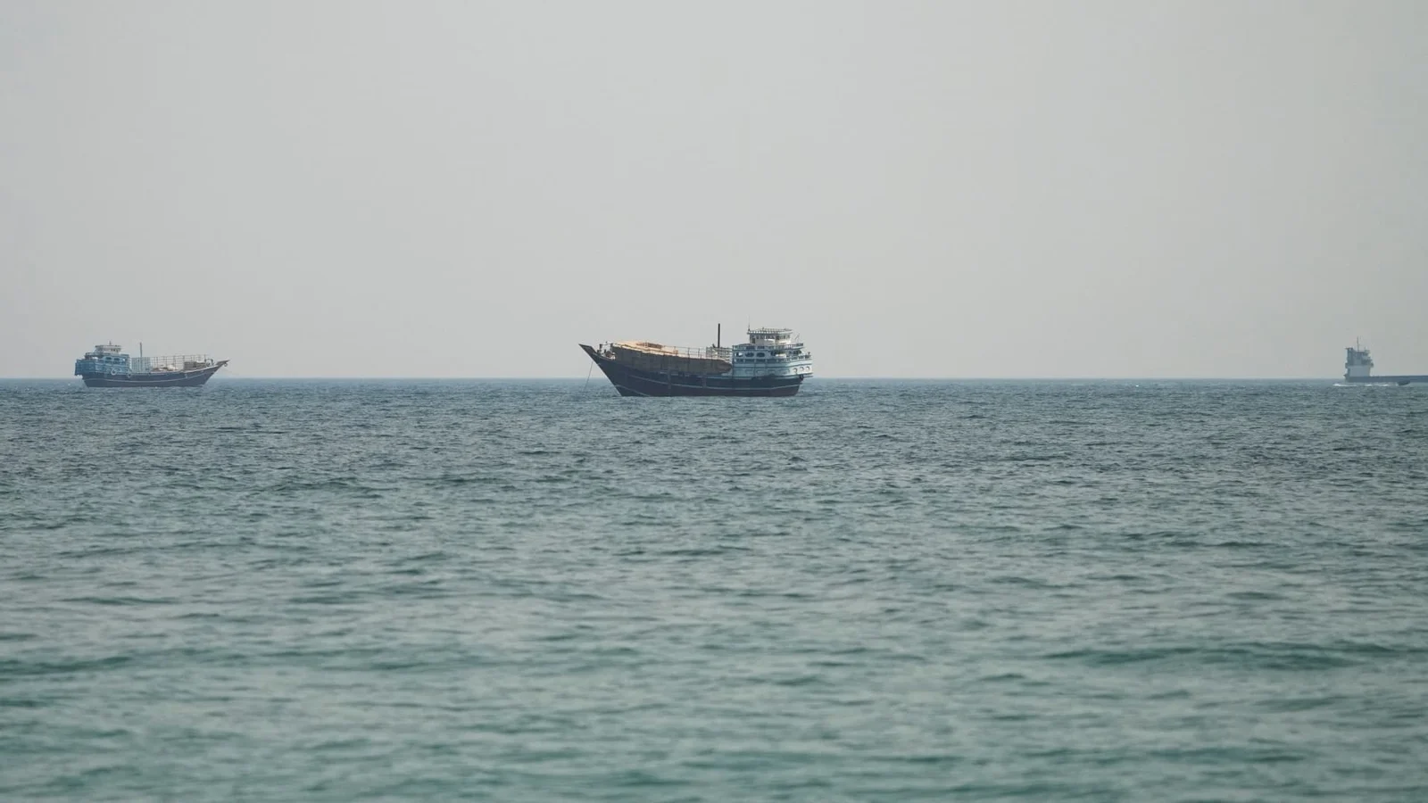 Hormuz oil traffic rebounds as U.S. vows to keep lanes open amid Iran clashes