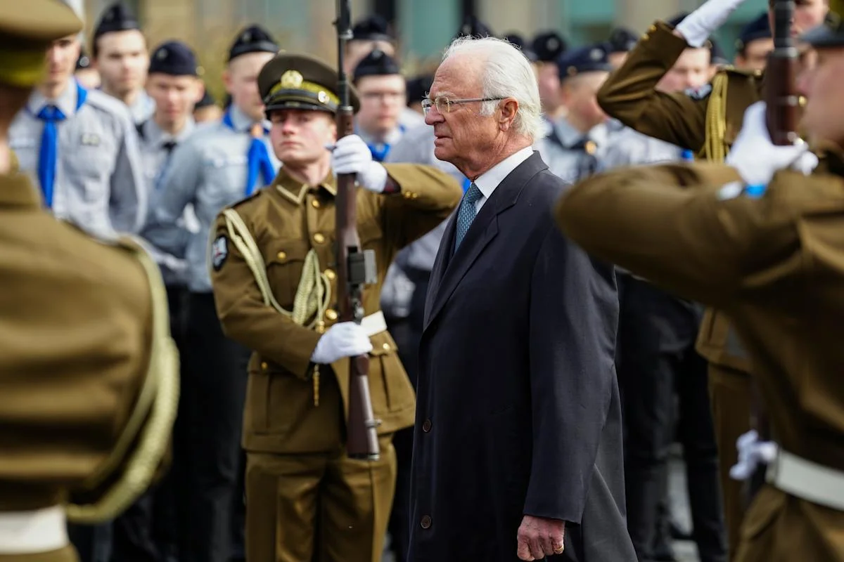 Swedish royals tour Estonia.