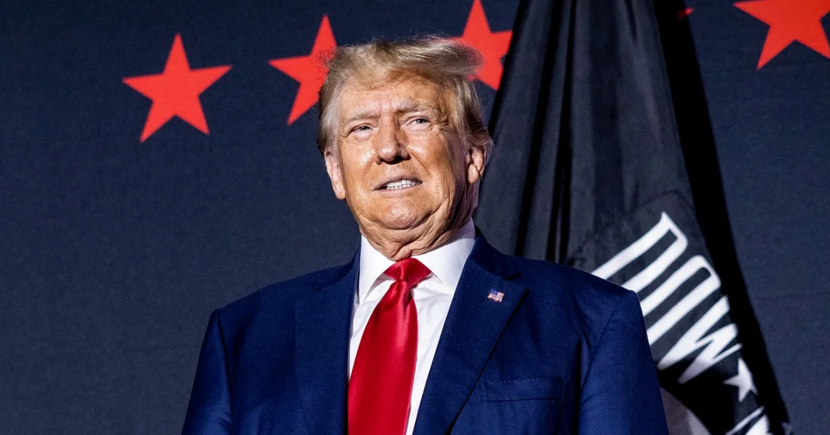 "Trump's Cruel Mockery of Chris Christie's Weight"