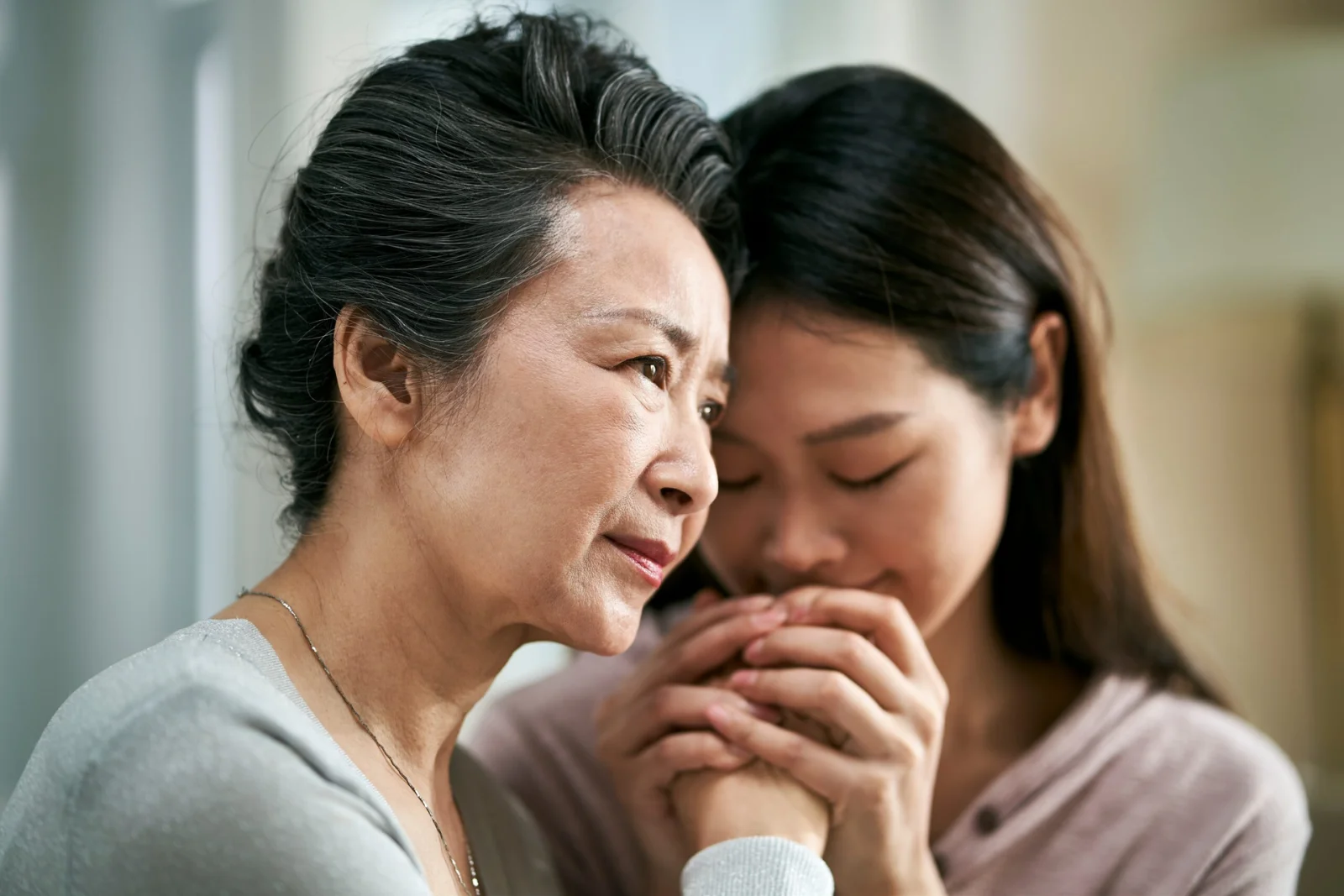 Revolutionary Finger-Prick Blood Test Promises Easier Alzheimer’s Detection