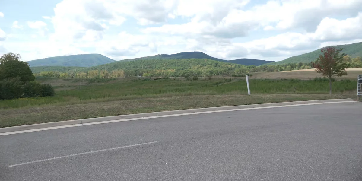 Roanoke residents demand transparency as Wood Haven land sale raises data center fears