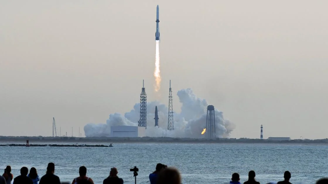New Glenn Flight Leaves AST’s BlueBird in Too-Low Orbit