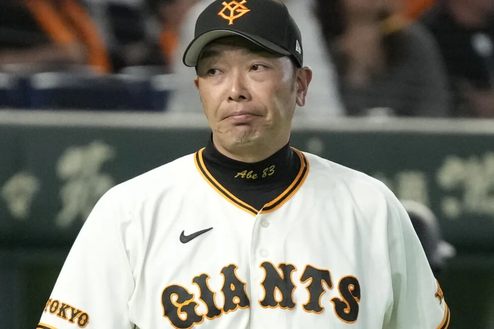 Yomiuri Giants' manager steps down amid arrest in daughter's assault case
