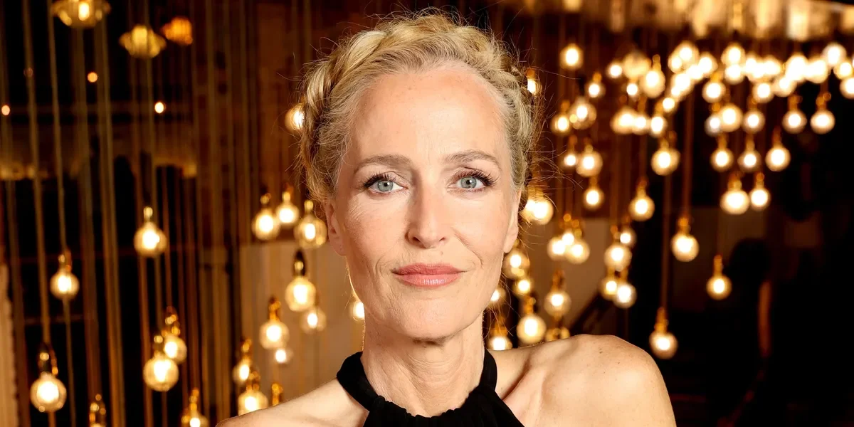 Gillian Anderson Embraces Pansexual Identity