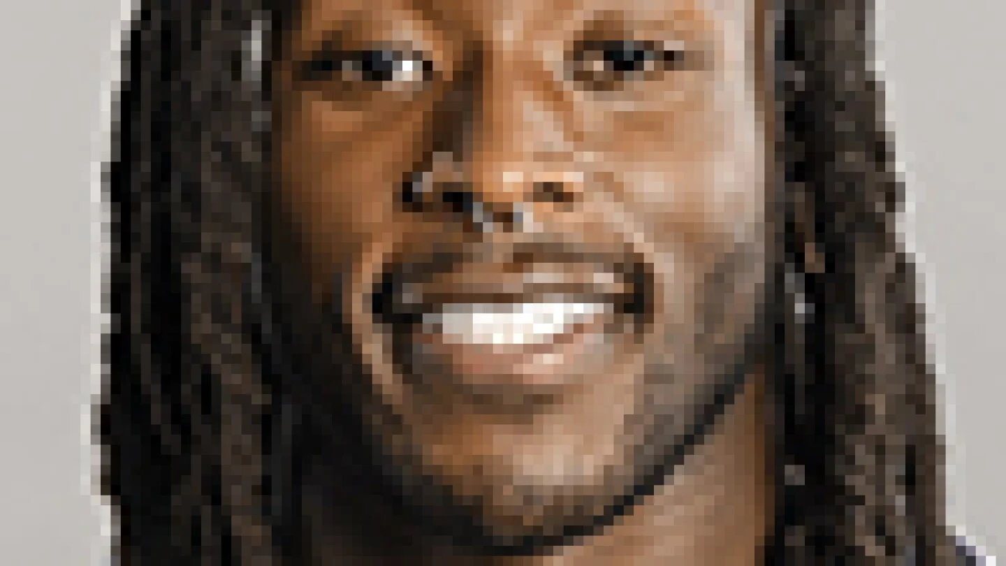 Kamara exits scrimmage with knee injury, season start in jeopardy