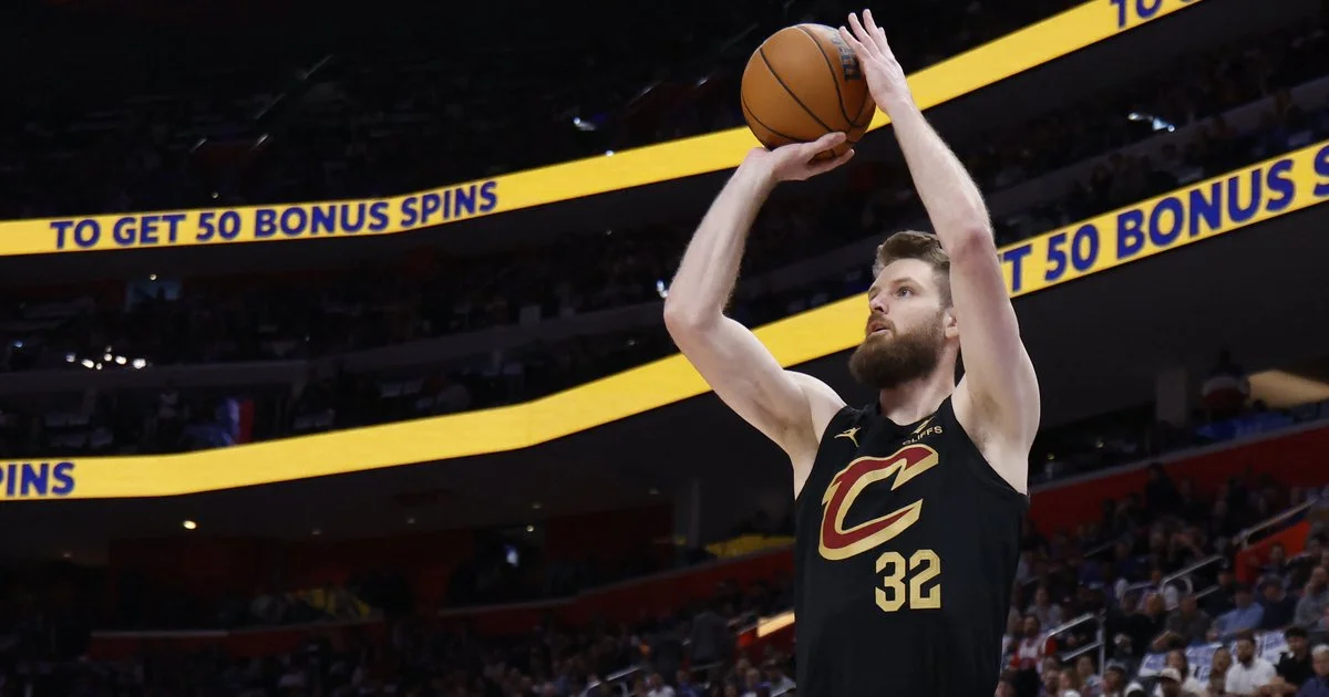 Sixers nab Dean Wade on four-year, $39M deal to bolster defense and size
