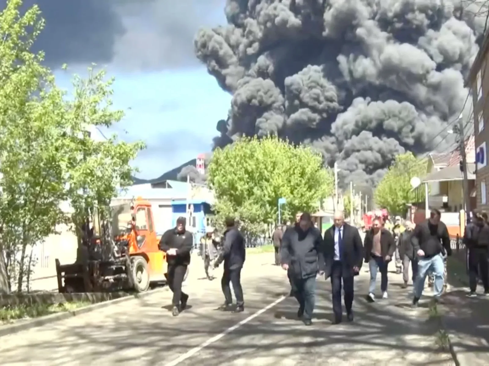 Ukrainian drone strikes spark ecological crisis at Tuapse refinery
