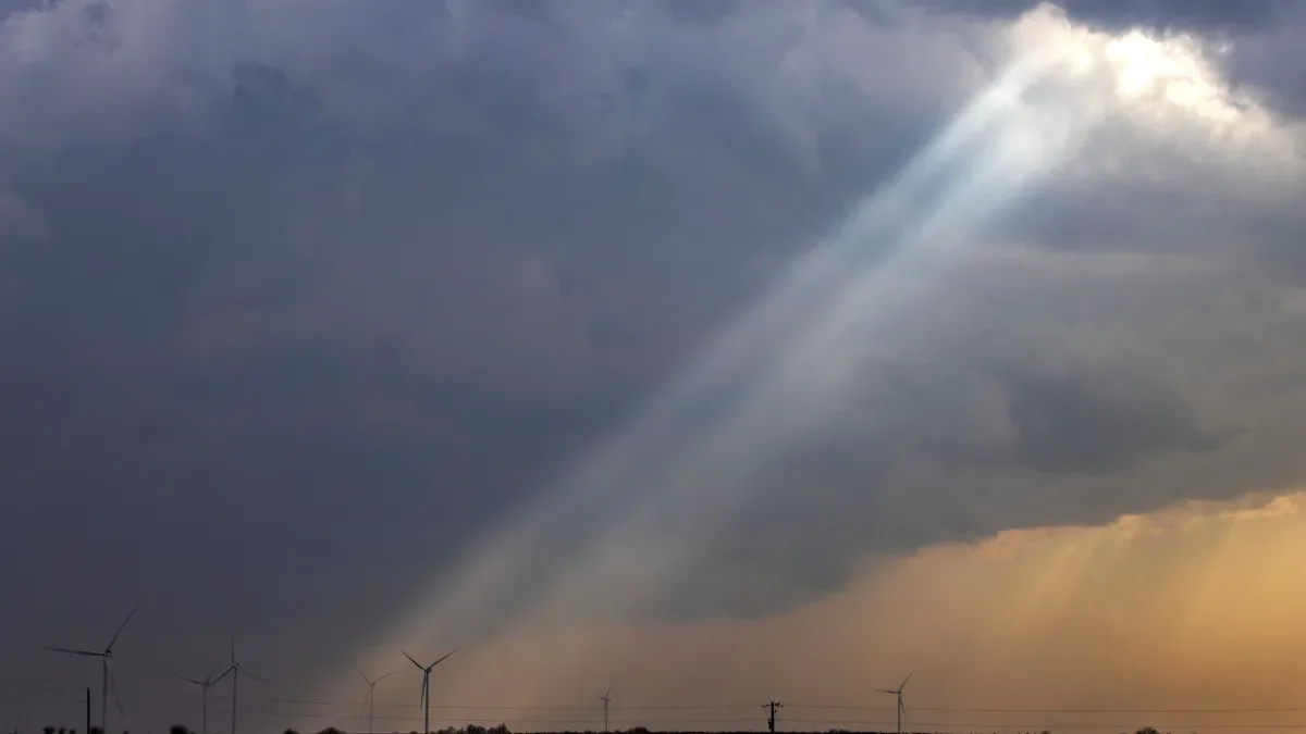 Possible Tornadoes and Thunderstorms Threaten Multiple States.