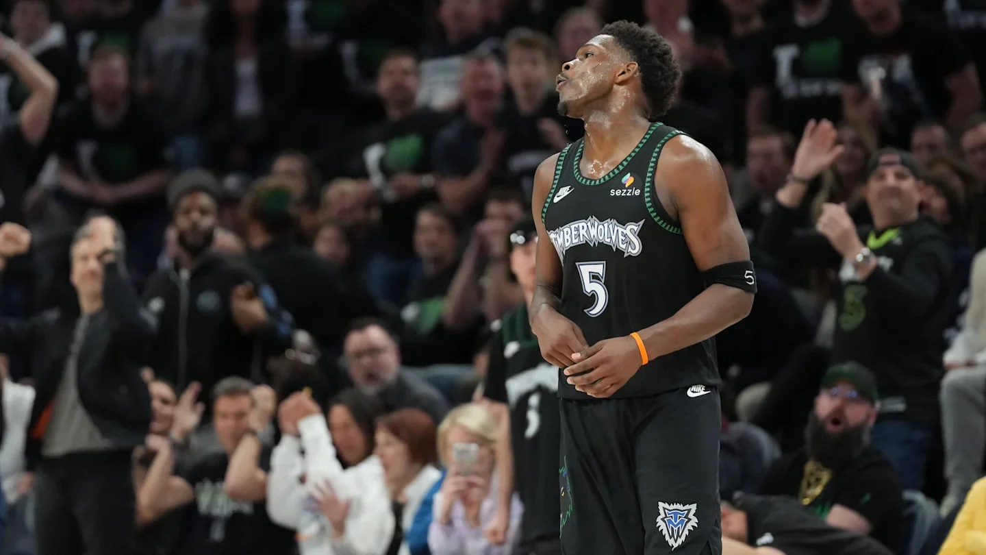 Edwards' Fourth-Quarter Rescue Pushes Wolves to Even Series with Spurs