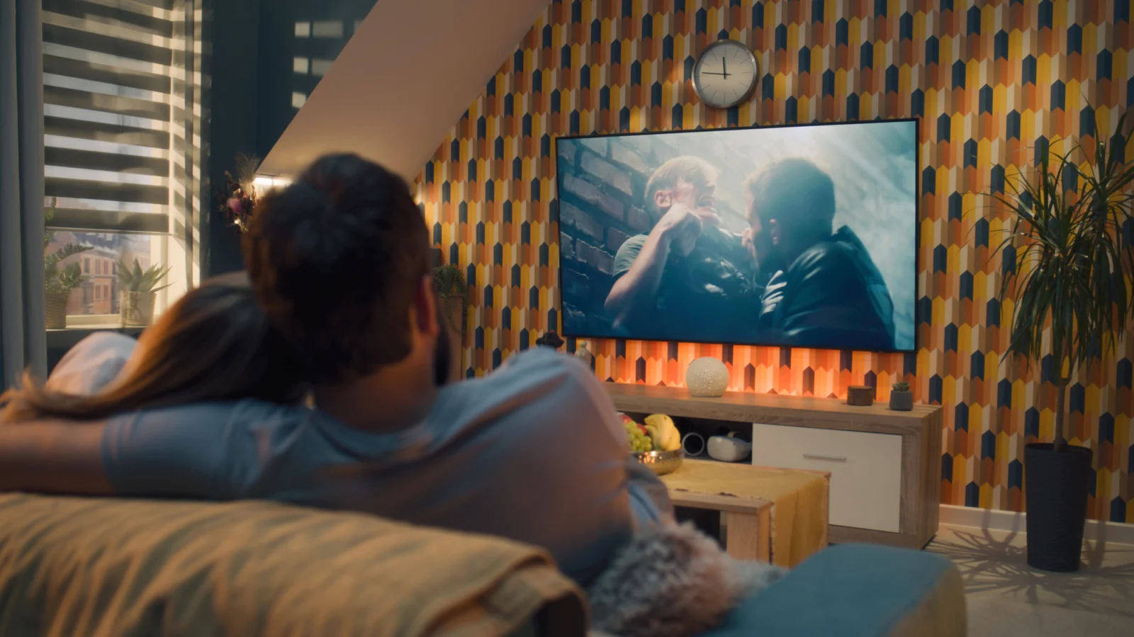 Soundbars vs. Surround Sound: Finding the Right Home Theater Upgrade