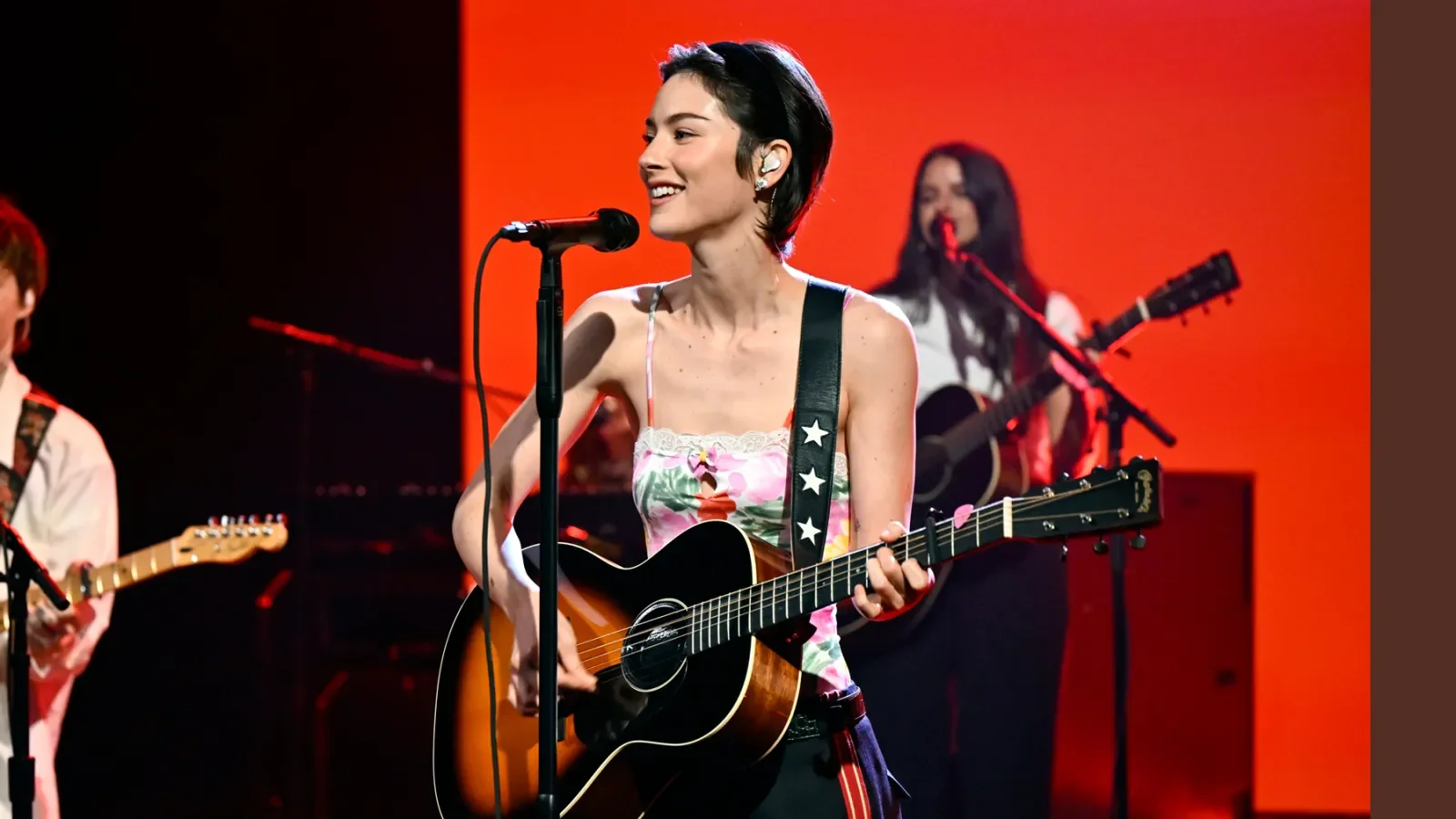 Gracie Abrams Clinches First No. 1 Album With Daughter From Hell