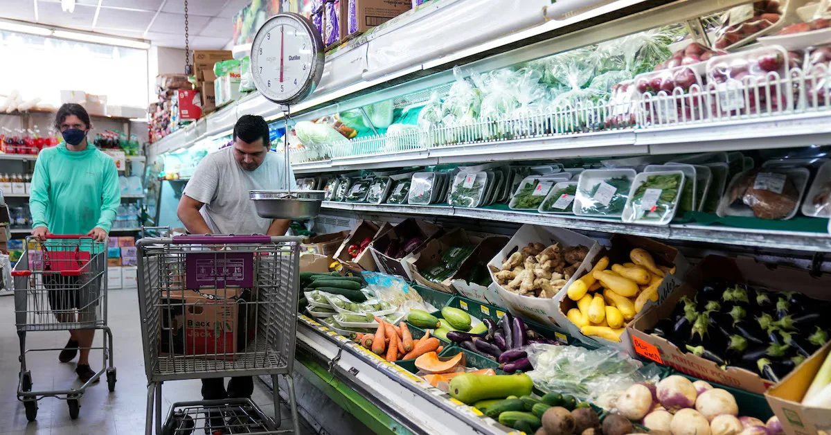 "US Inflation Hits Two-Year Low, Easing Economic Concerns"
