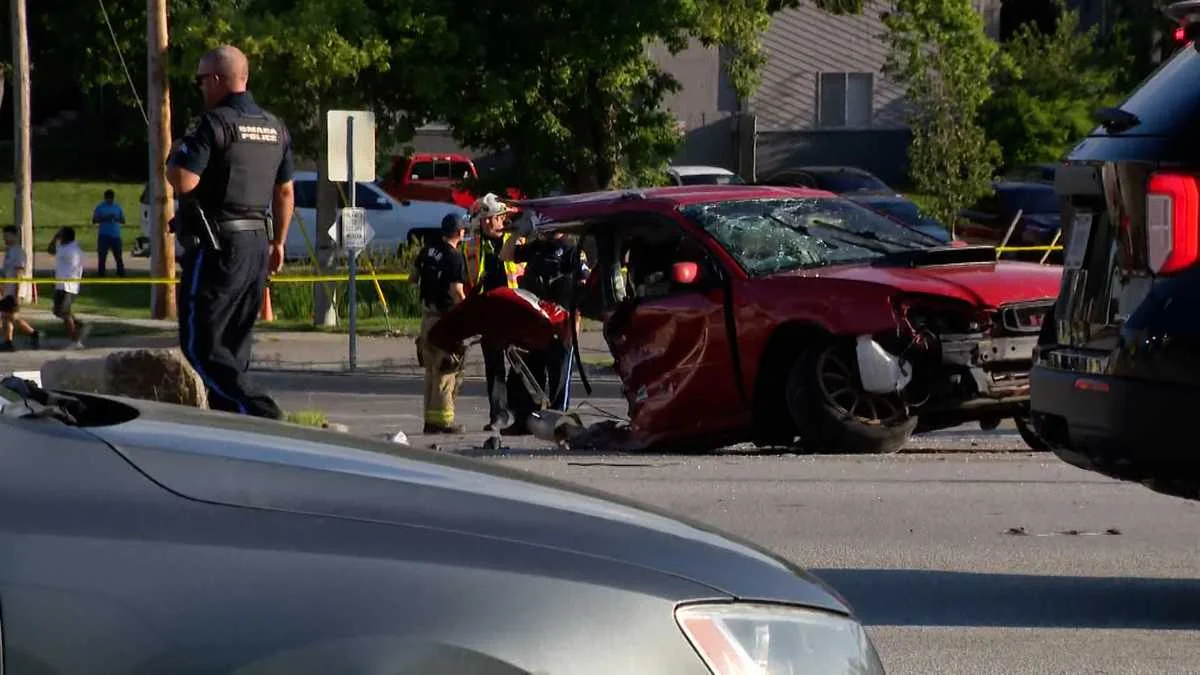 Omaha Crash Sends Two Children to Hospital as Police Probe Possible Speeding or Alcohol