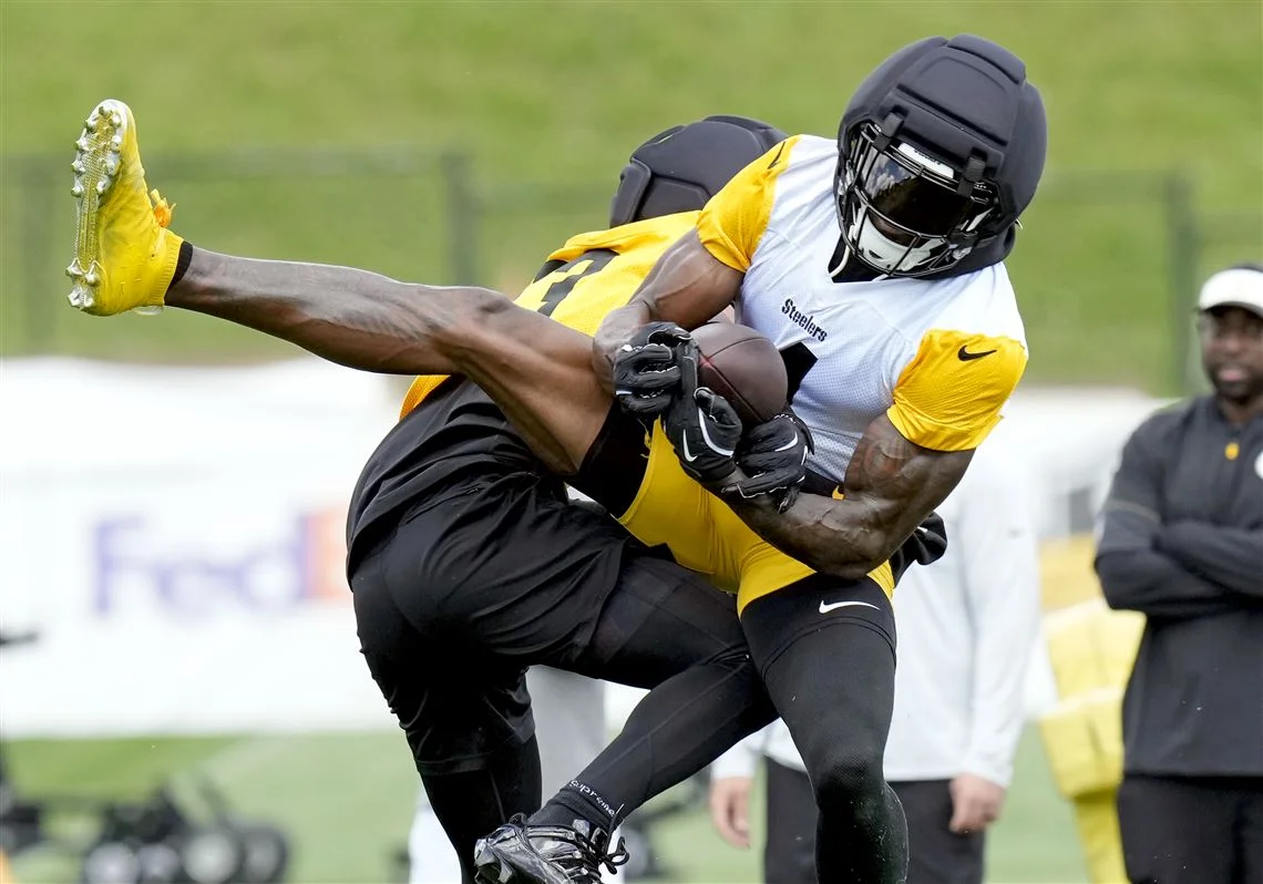 Rodgers, Metcalf Spark Steelers Day 2 Camp Showdown