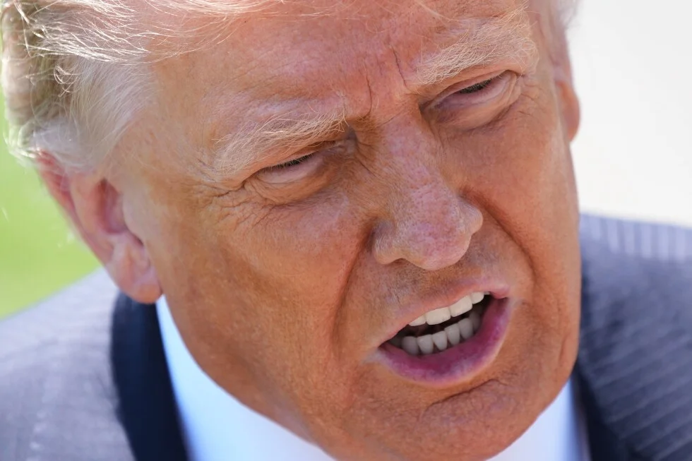 Trump heads to Beijing for Xi summit as trade talks dominate and Iran war looms
