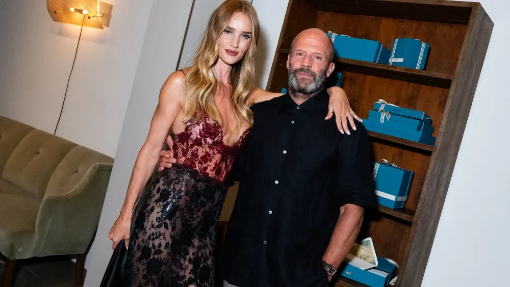 Rosie Huntington-Whiteley and Jason Statham Light Up Mémoire L.A. with a Photo Gallery