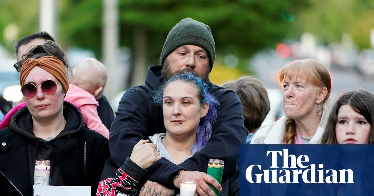 Nine still missing after Washington paper mill tank implodes; daylight search resumes