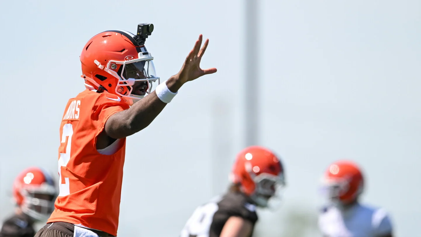 Monken: Shedeur Sanders has surged in Browns QB competition