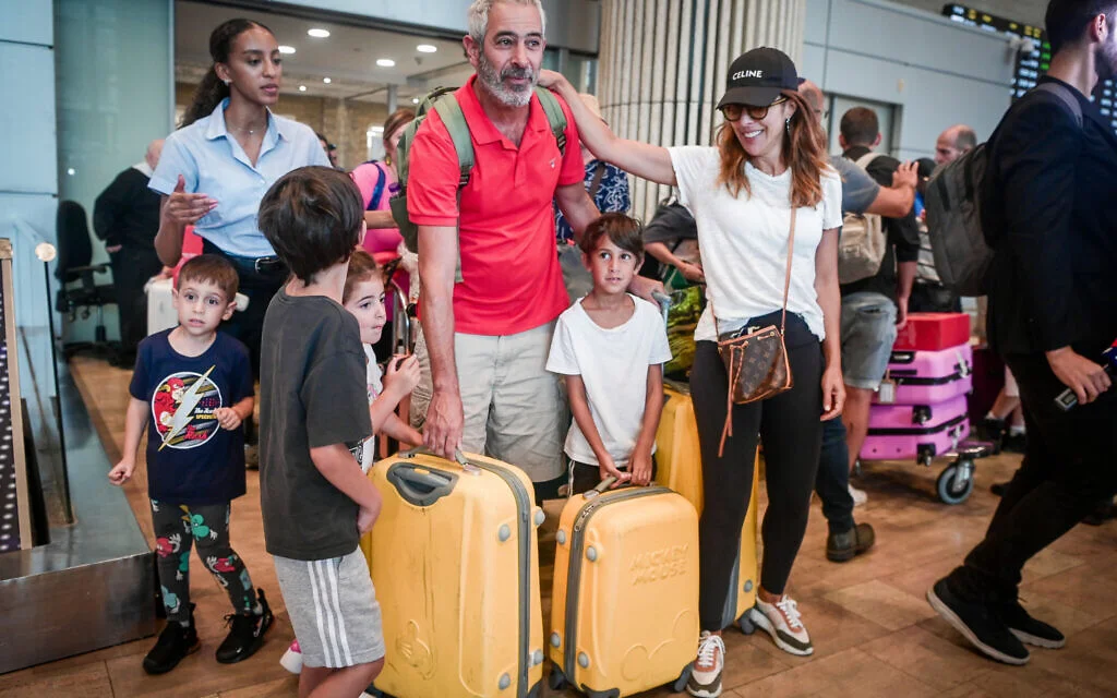 Israeli Passengers Make Historic Emergency Landing in Saudi Arabia