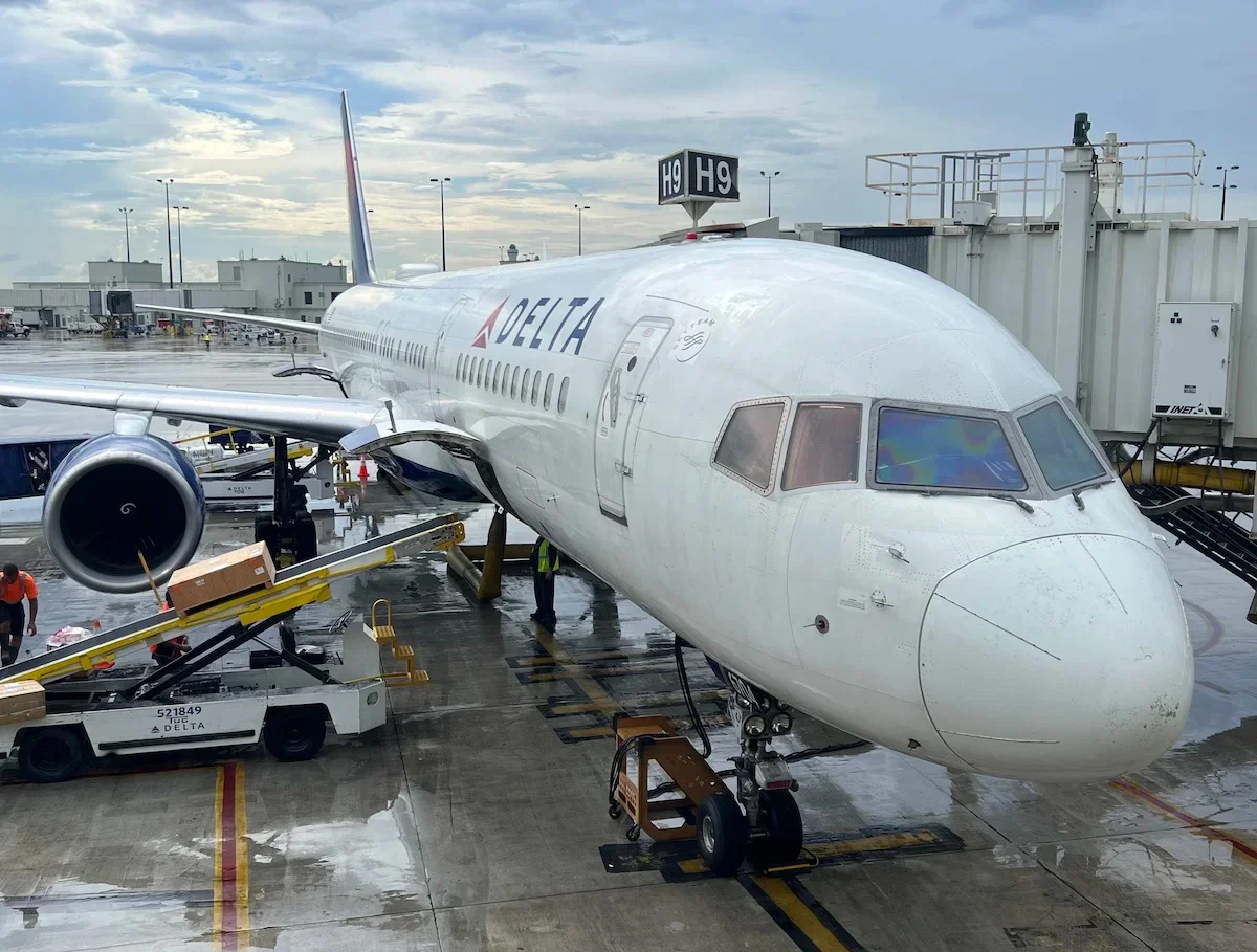 Delta Sees Fares Staying High Even as Oil Falls