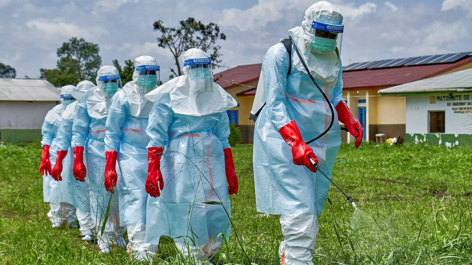 US imposes targeted Ebola screening as travel bans spark containment debate