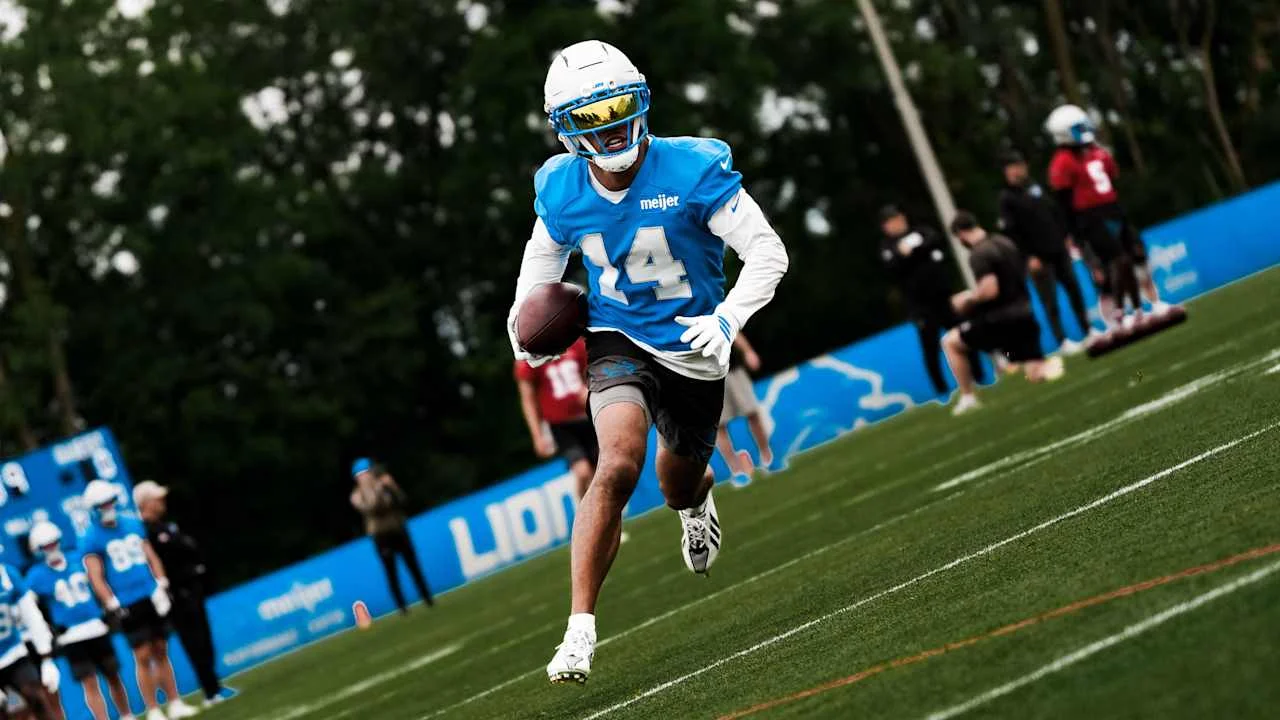 Lions Minicamp Day 2: St. Brown shines, Clark leads defense, depth takes shape