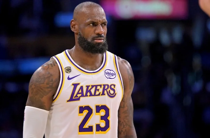 LeBron Felt Overlooked as Pelinka Gifted the Milestone Ball to Redick