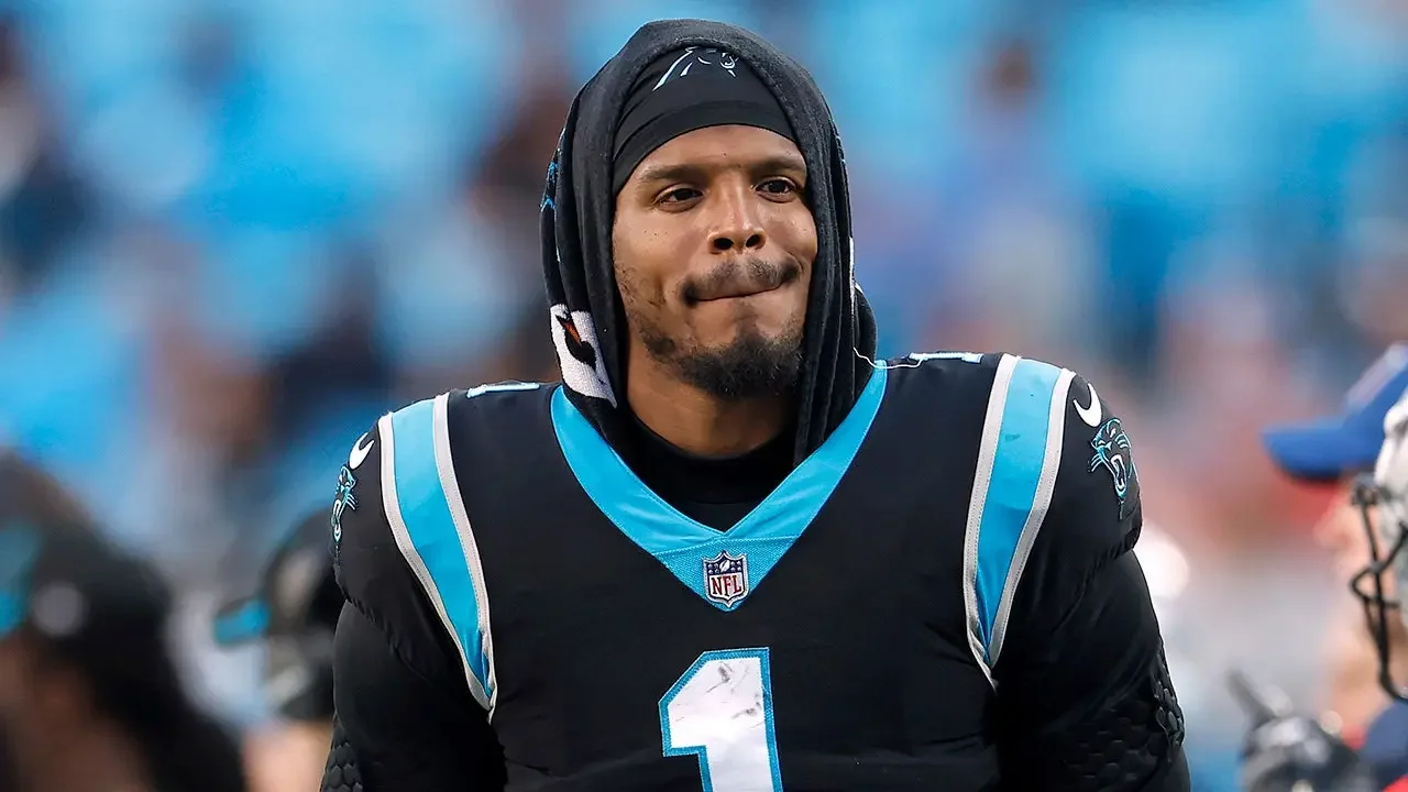 Newton backs Rodgers, alleging NFL fake vaccine cards circulated among players and staff