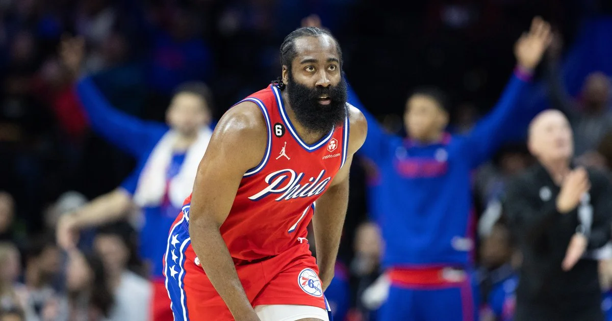 "Sixers' Record-Breaking Shooting Secures Victory Against Raptors"