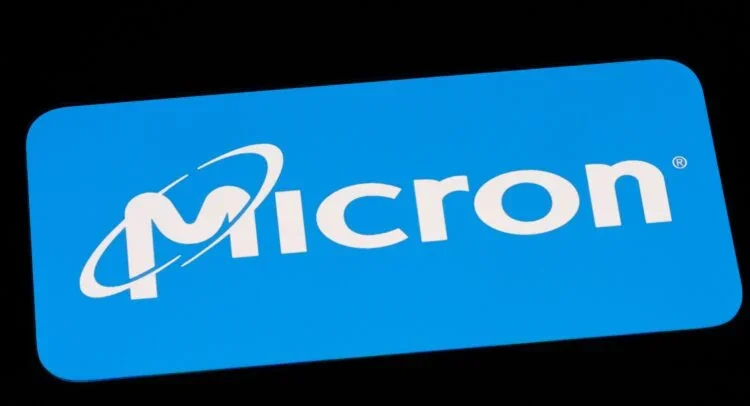 Micron’s 124% Rally Sparks Bullish AI Memory Bets Yet Caution Persists