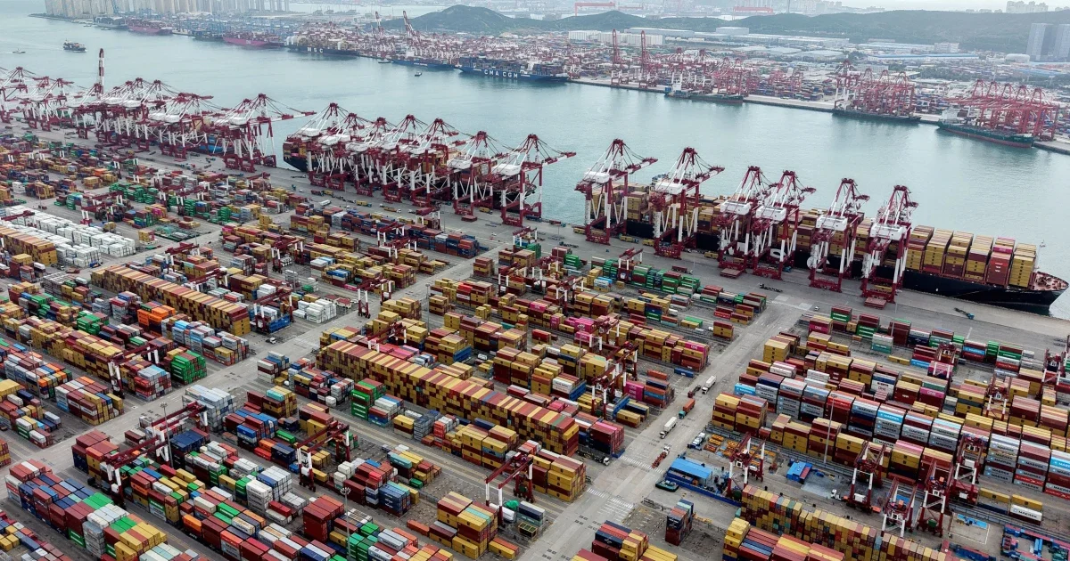 China commits to resisting Trump's tariff threats